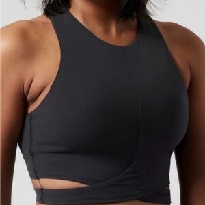Athleta Conscious Crop cross-front top size small